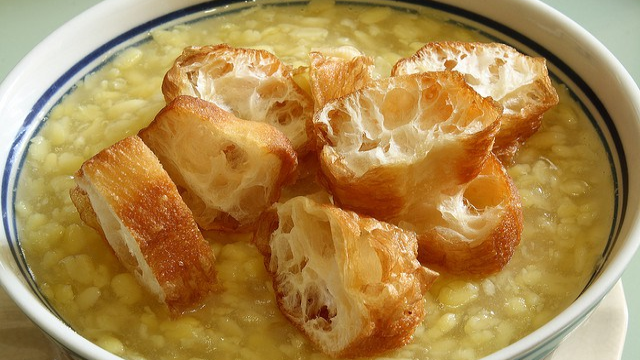 Rekomendasi 6 Makanan Khas Kalimantan Barat yang Enak dan Wajib Kamu Cicipi